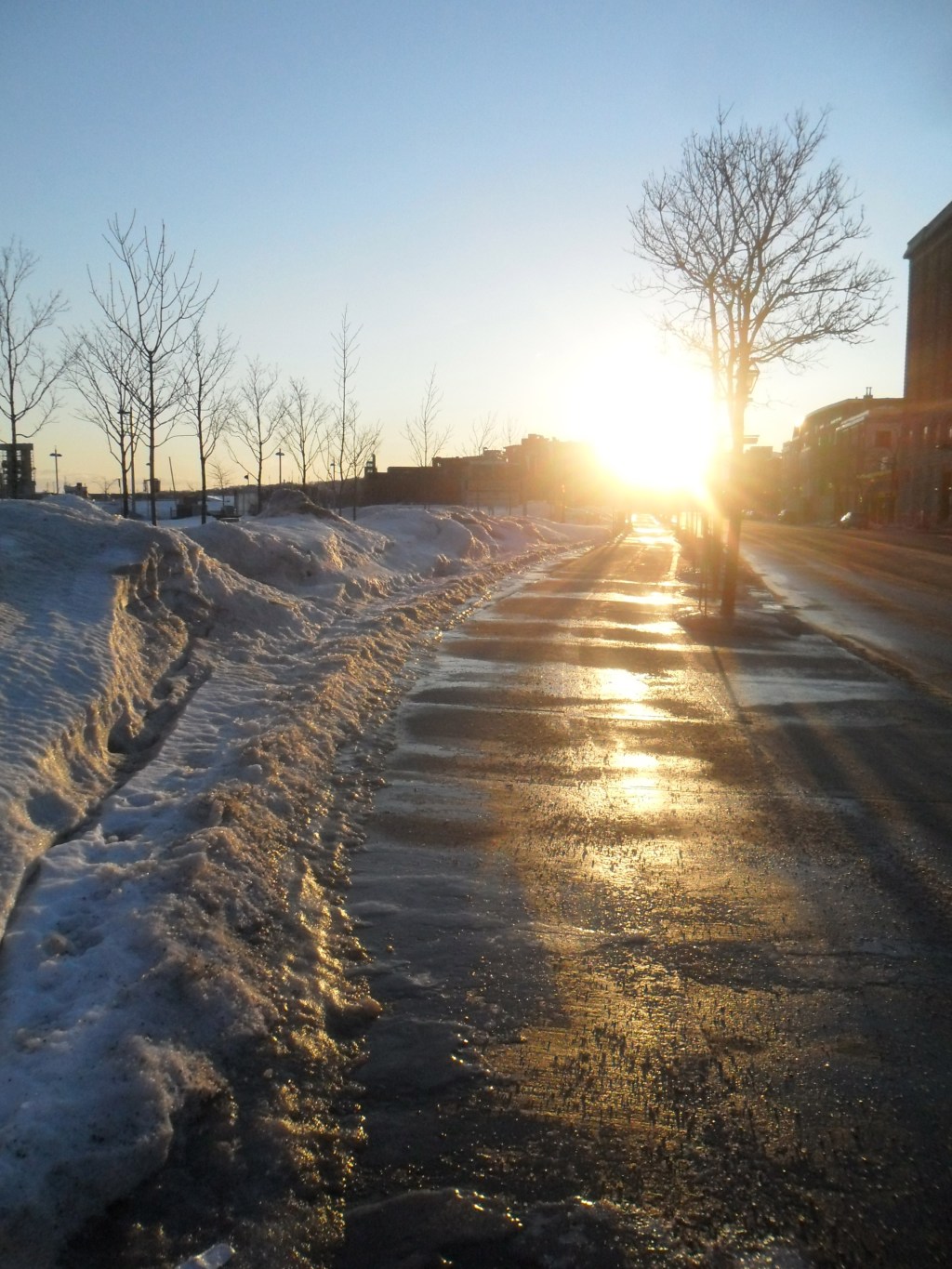 Enfin le soleil à l&rsquo;est&nbsp;…