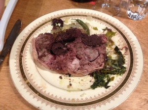 Cochon dans l'assiette