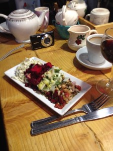 Et un belle assiette de crudités pour notre végétarienne