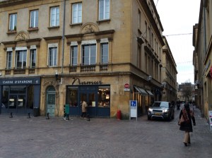 Chez NAMUR, place de la Cathédrale